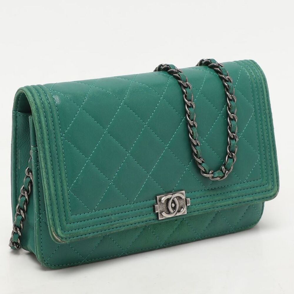 Chanel Green Quilted Leather Boy Wallet On Chain - Picture 3 of 7